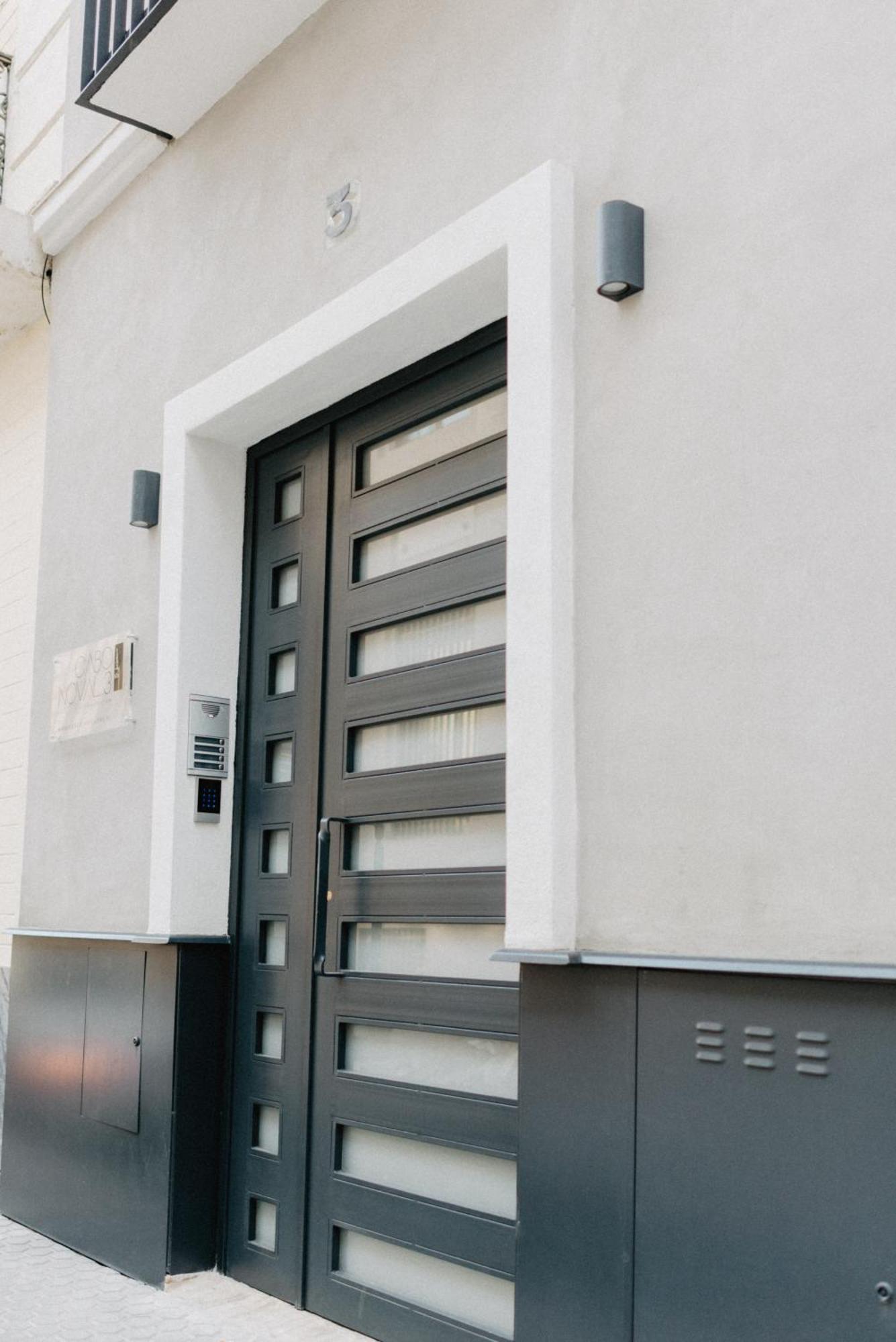 Ferienwohnung Duplex-Penthouse Cabo Noval, By Homing U Sevilla Exterior foto